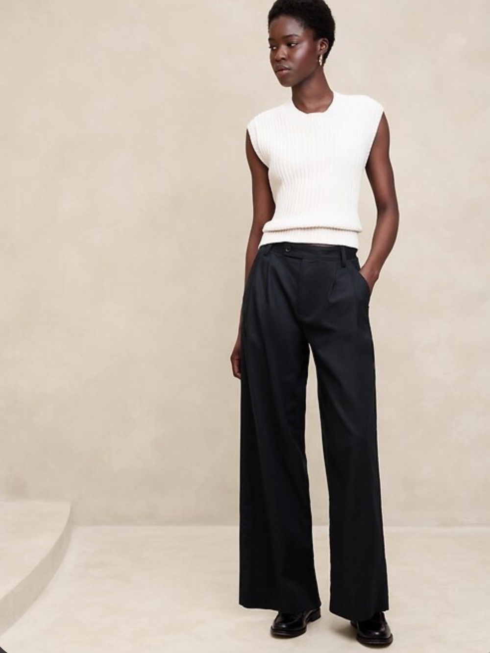 Banana Republic Factory Black Linen Blend Wide Leg Pleated Trouser Pants Size 2